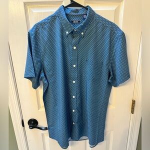 Izod Men's Casual Blue Button Down Shirt